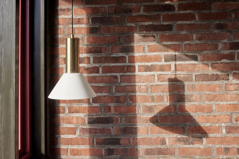 Contrast Pendant Brass