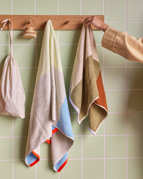 Folk Coatrack Medium Natural