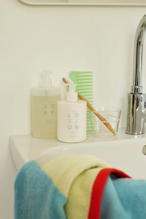 Lifestyle Hand Lotion 300ml White