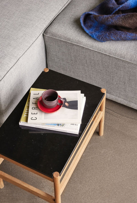 Raw Side Table Black/Natural