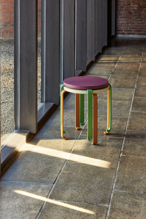 Smile Stool Burgundy/Green