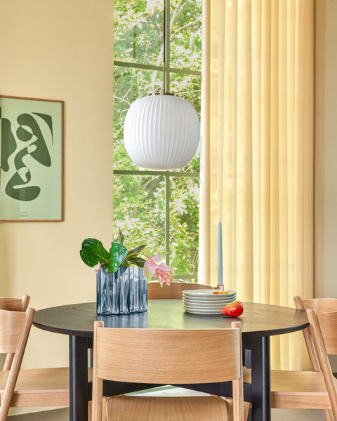 Umber Vase Blue