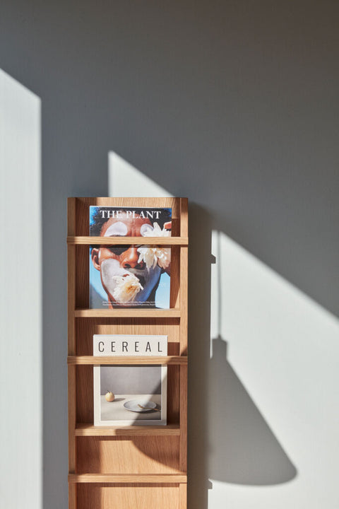Vertigo Magazine Holder Natural